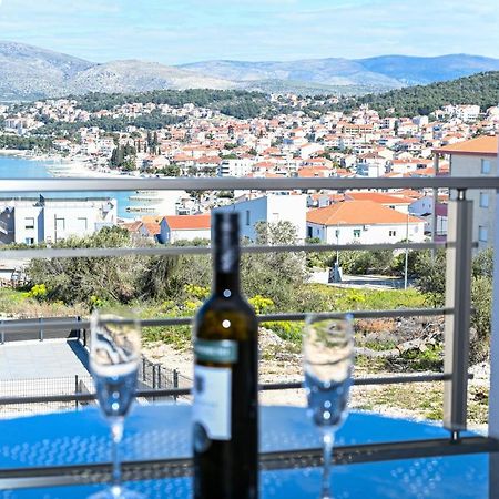 Luxury Apartment With Swimming Pool Ana Trogir Ngoại thất bức ảnh