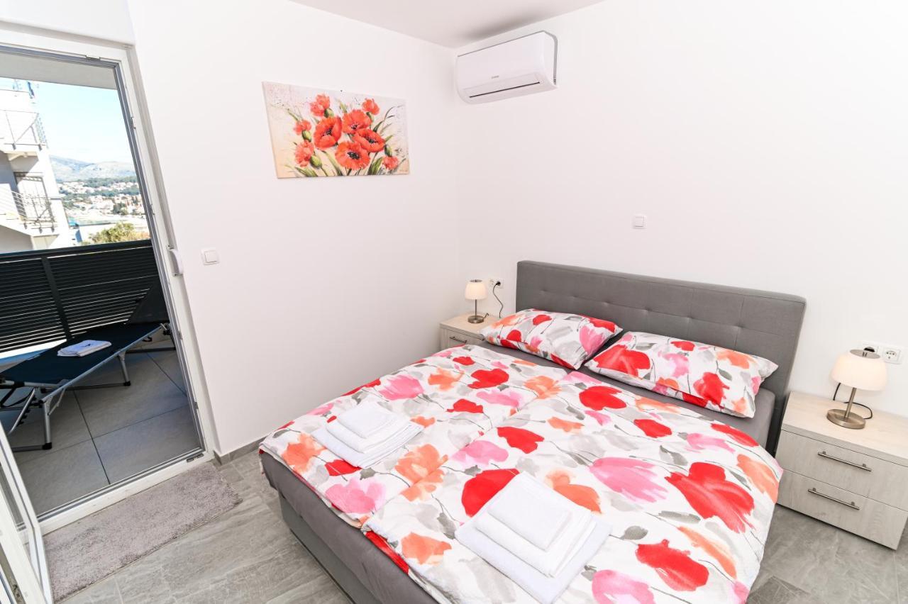Luxury Apartment With Swimming Pool Ana Trogir Ngoại thất bức ảnh