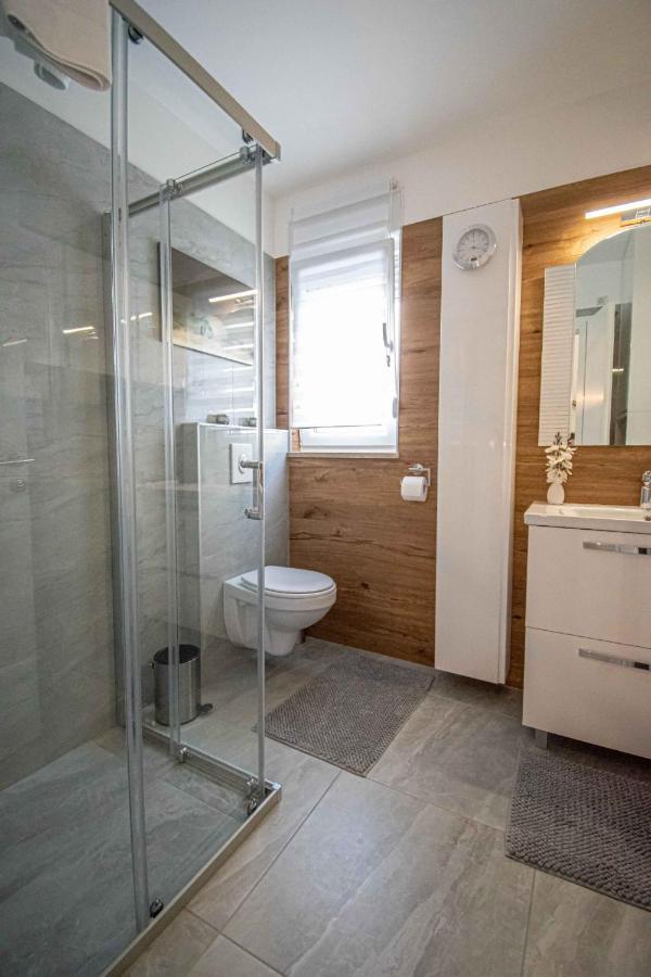 Luxury Apartment With Swimming Pool Ana Trogir Ngoại thất bức ảnh